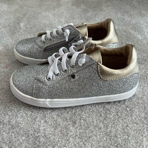 Brand new never worn Old soles girls silver sparkle low top sneakers
